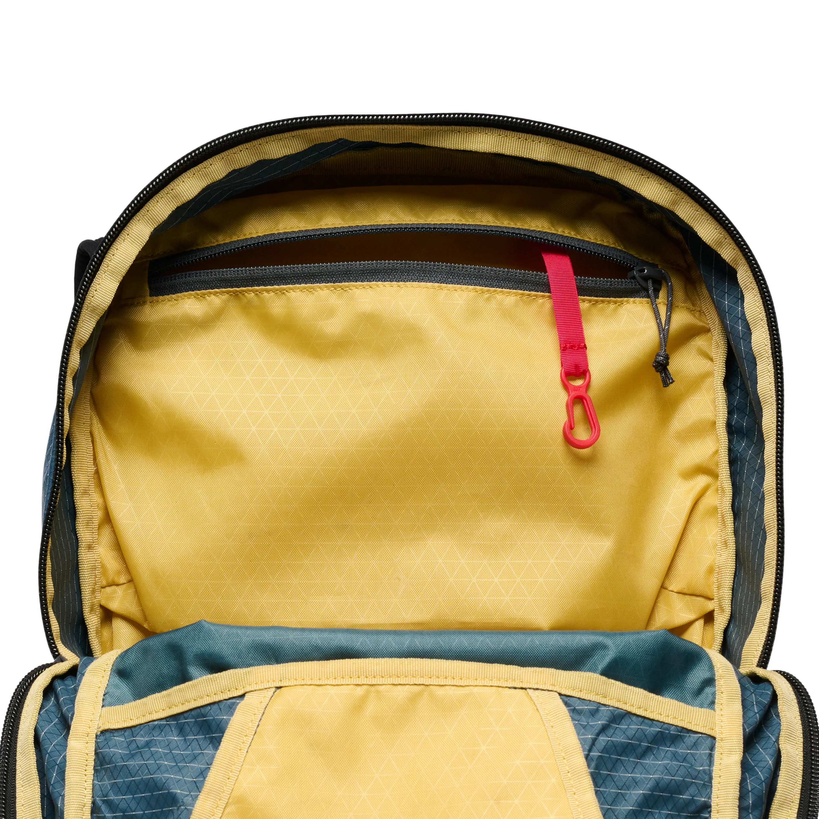 1691-pursuit-15-backpack-12.webp Pursuit 15 Backpack