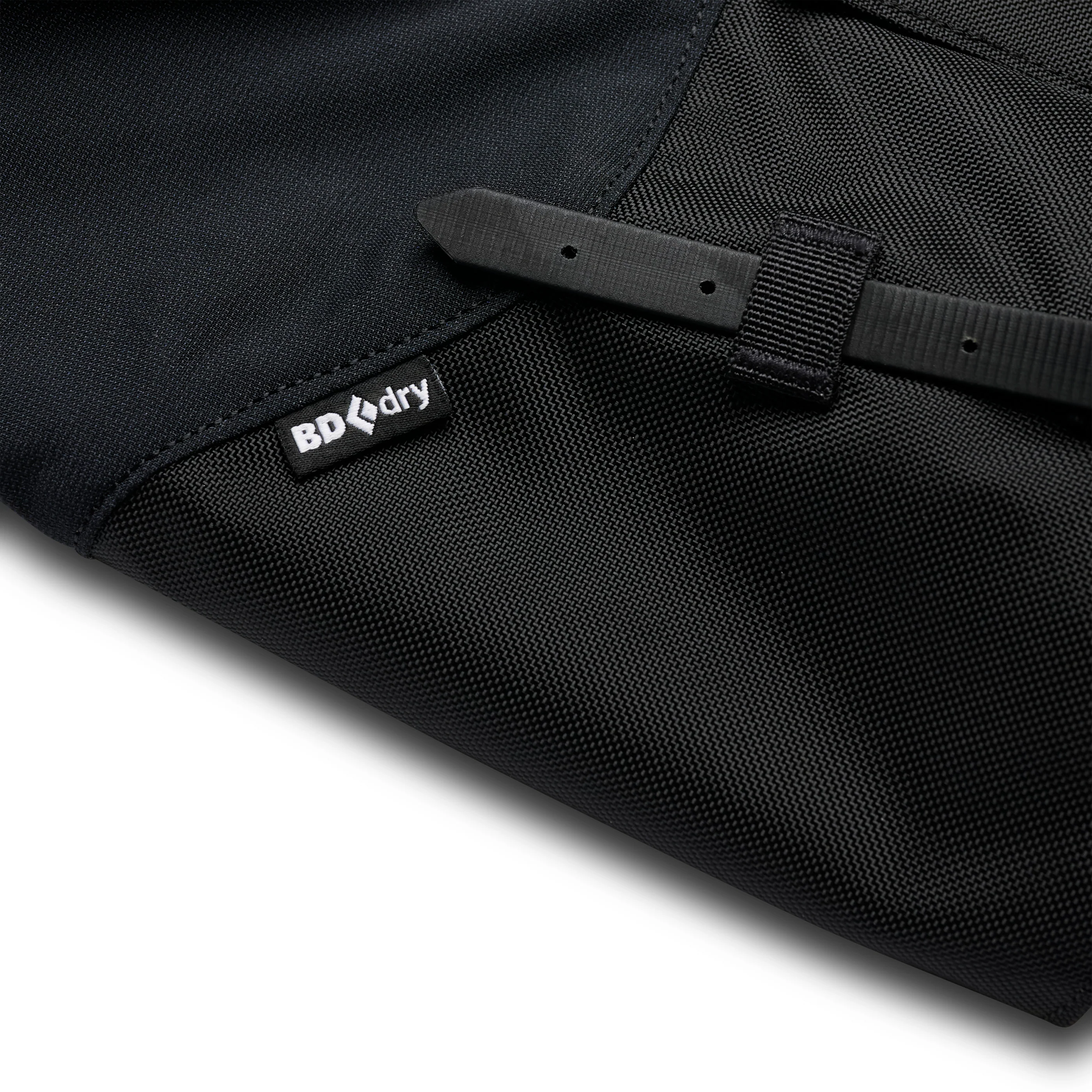 2618-frontpoint-gaiters-4.webp Frontpoint Gaiters