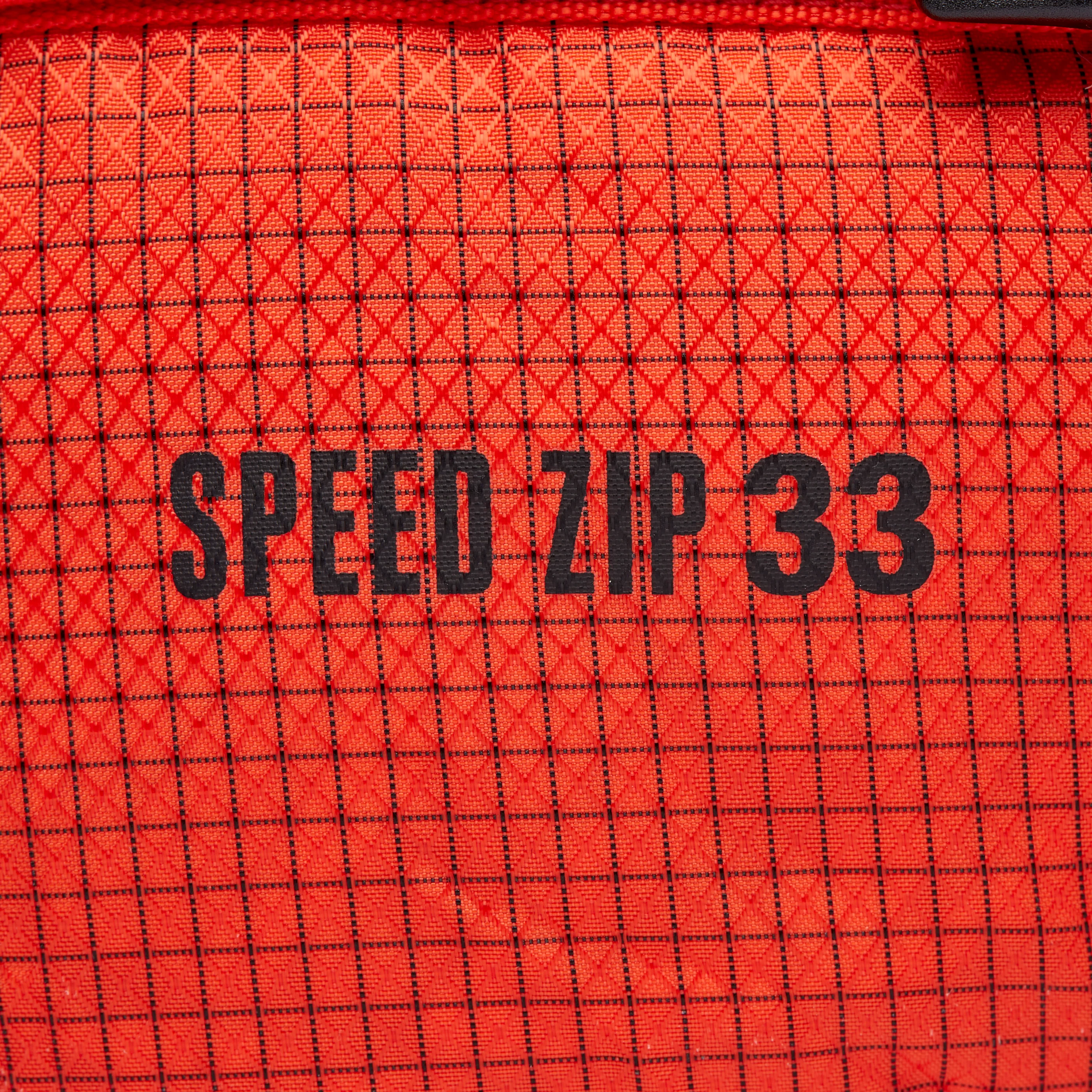 6240-speed-zip-33-backpack-4.webp Speed Zip 33 Backpack