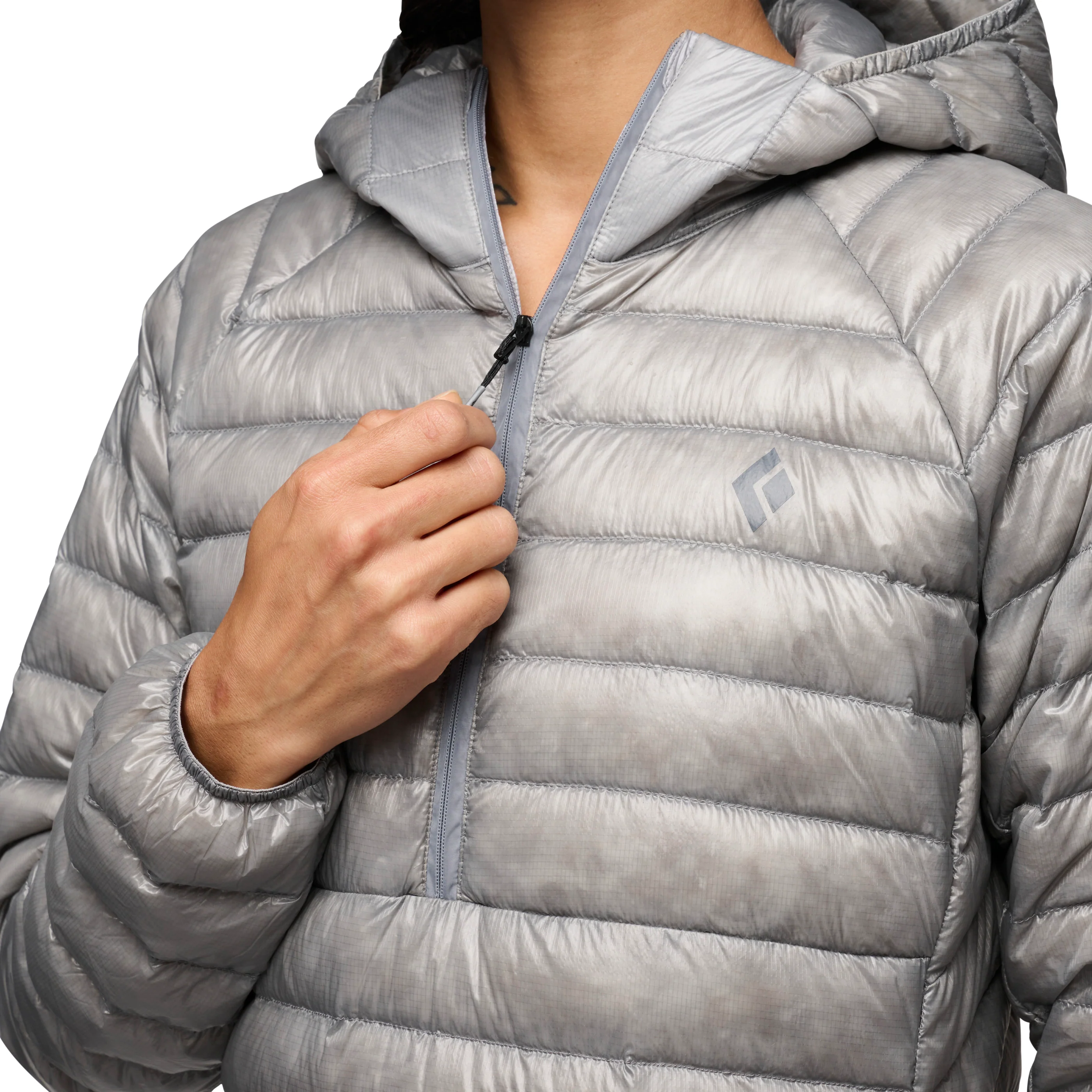 6685-women-s-deploy-down-0.5-pullover-hoody-8.webp Women's Deploy Down 0.5 Pullover Hoody